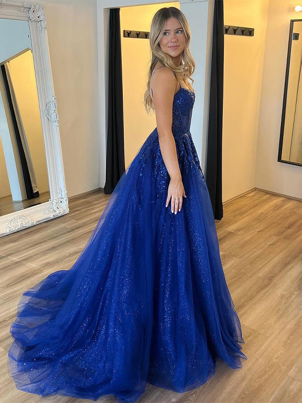 Königsblaues A-Linien-Abendkleid mit Spaghettiträgern und Applikationen, mit Schlitz