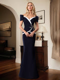 Vestido de madre de la novia trompeta/sirena de crepé elástico con escote off-shoulder y apliques