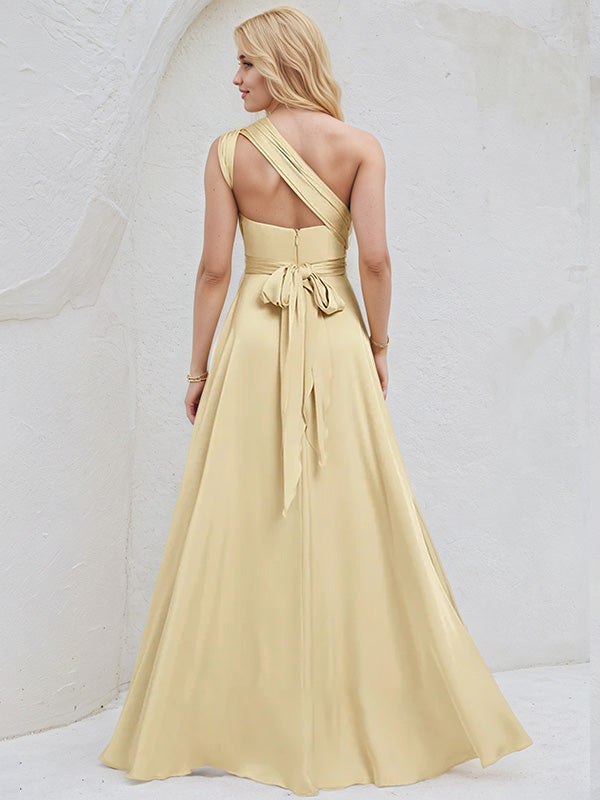 Vestido de Dama de Honra em Cetim Champanhe A Linha com Decote em V, Mangas Curtas e Comprimento ao Chão