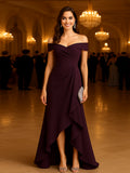 Abito lungo formale in satin sirena con volant