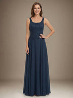 Vestido de mãe da noiva longo em chiffon de renda, corte em linha A e decote quadrado com lantejoulas