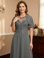 Vestido de mãe da noiva em chiffon e renda com ilusão decote redondo, em linha A, comprimento até o chão com lantejoulas