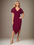 Bordeauxrotes Stretch-Crêpe Kleid mit V-Ausschnitt, kurzen Ärmeln, tea-length