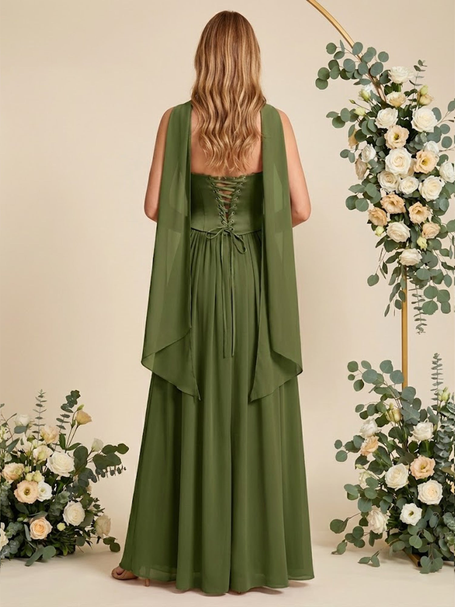 Trägerloses plissiertes A-Linien Chiffon langes Brautjungfernkleid mit Schal