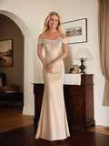 Elegantes Champagner Meerjungfrau schulterfreies Mutter der Braut Kleid mit Spitze