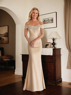 Elegantes Champagner Meerjungfrau schulterfreies Mutter der Braut Kleid mit Spitze