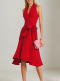 Vestido de cóctel rojo con escote en V y cordones, largo hasta la rodilla