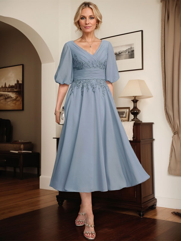 Robe mère de la mariée ligne A en dentelle et chiffon, col en V, longueur thé, avec plis