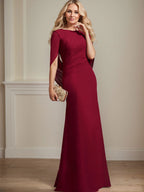 Vestido de madre de la novia trompeta/sirena de gasa con escote barco, largo hasta el suelo y plisado
