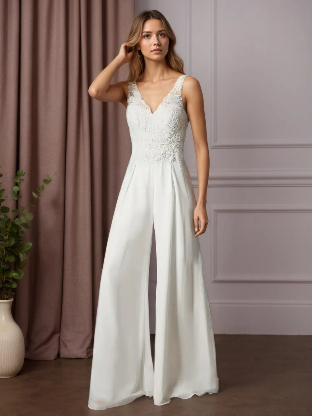 Vestido de novia blanco de encaje y gasa, con escote en V y pantalones