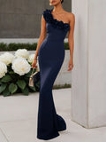 Vestido azul marino clásico con flores 3D, un solo hombro, sin mangas, corte sirena