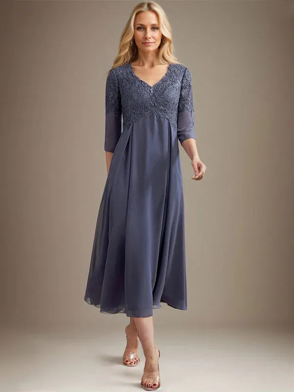 Vestido línea A con escote en V, largo hasta el té, de gasa y encaje para madre de la novia con pedrería