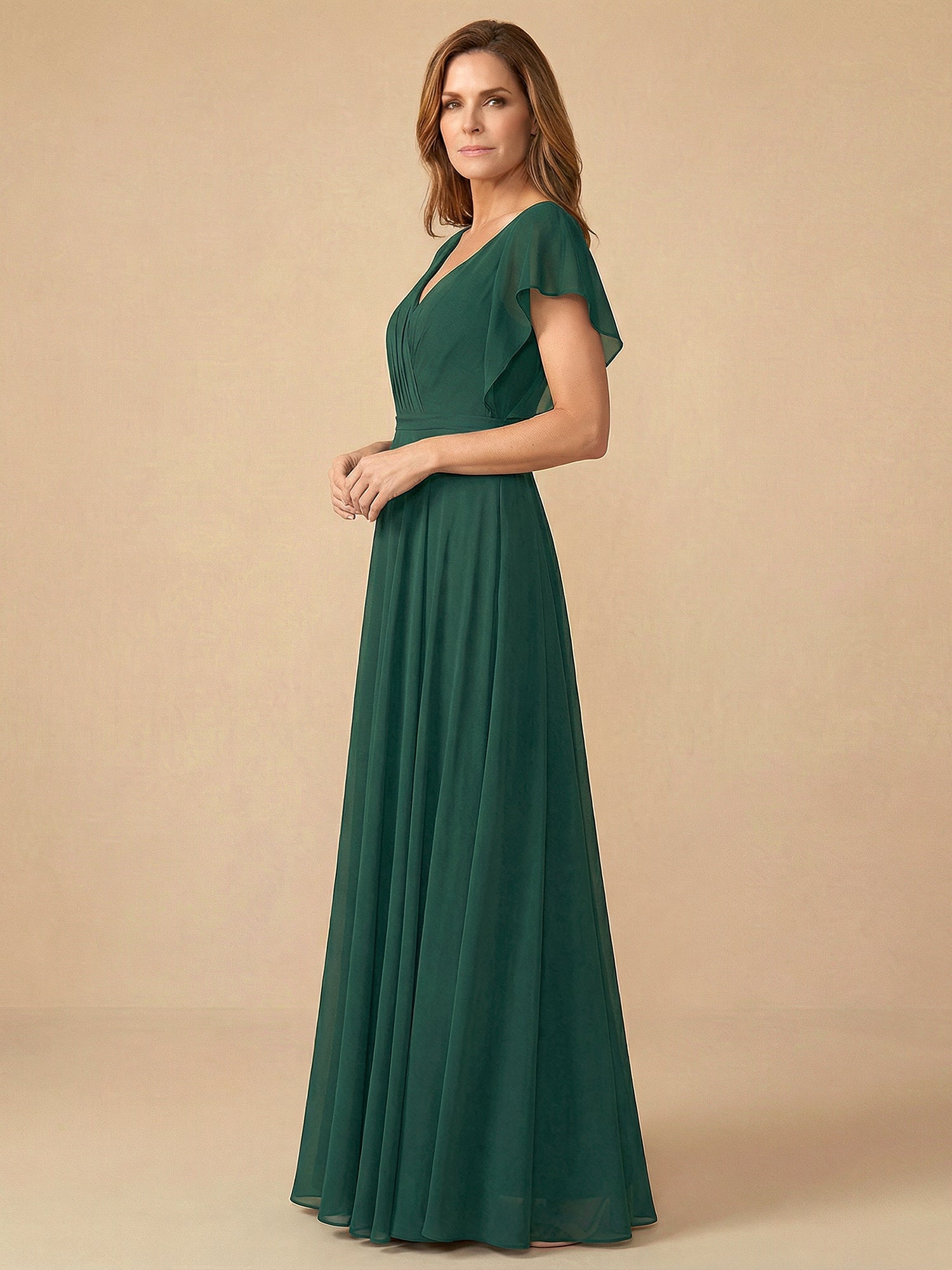 Vestido para madre de la novia con mangas acampanadas, escote en V, volantes de gasa y pliegues