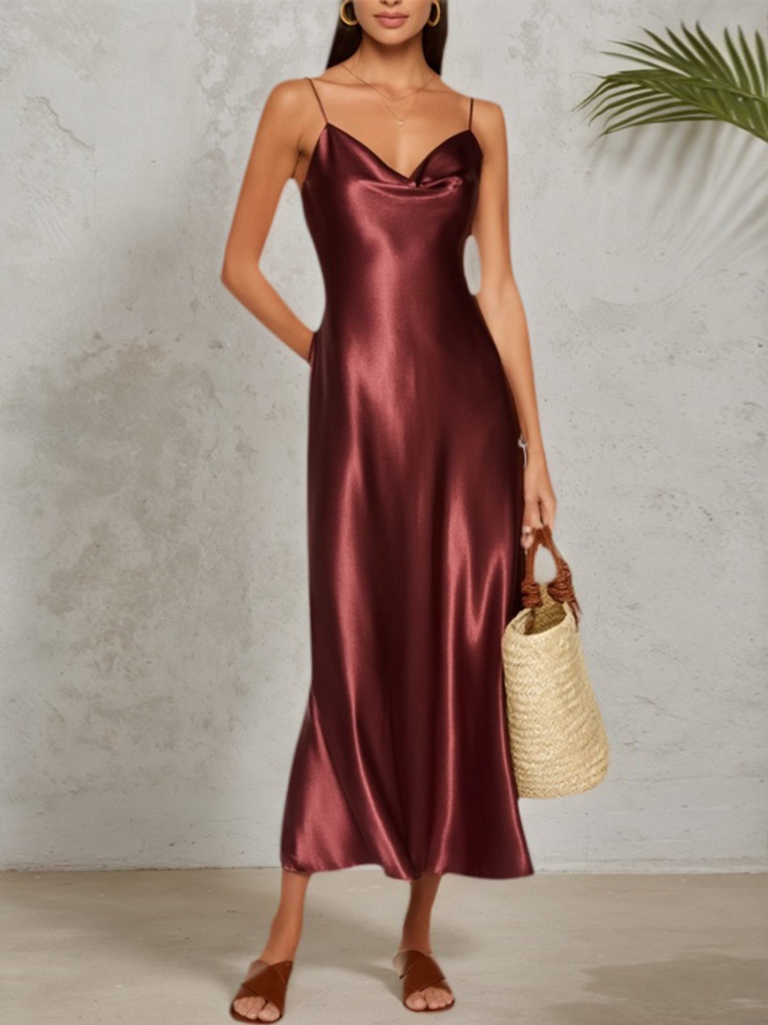 Robe de satin pour invité de mariage formelle, robe midi à bretelles spaghetti