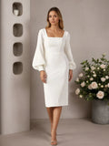 Robe de mariée blanche fourreau en crêpe stretch col carré