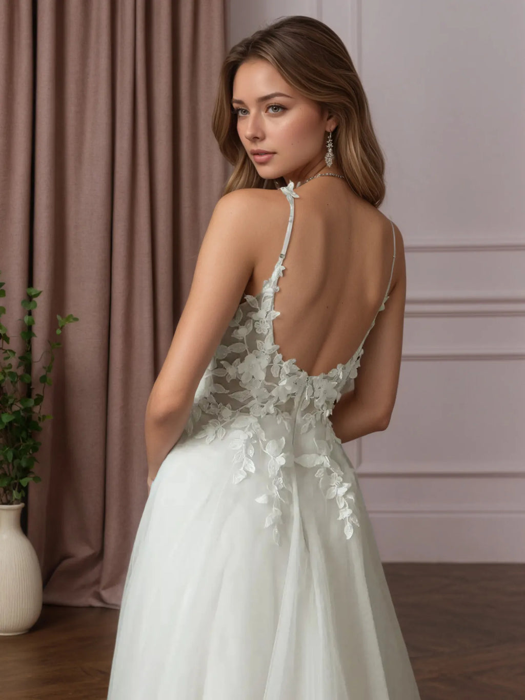 Weißes Ballkleid aus Spitze, Hochzeitskleid