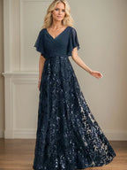 A-Linie V-Ausschnitt Kurzarm Chiffon Brautmutterkleid mit Applikationen