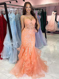 Oranges Meerjungfrau Spaghettiträger Tüll gestuftes langes Abschlussballkleid mit Applikationen