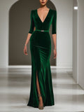 Robe de soirée longue en velours vert profond décolleté en V pour mère de la mariée