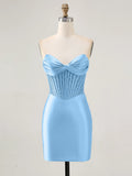 Vestido justo tomara que caia de baile com corpete bordado de miçangas
