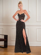 Vestido largo ajustado negro con escote corazón, corsé largo y abertura para fiesta