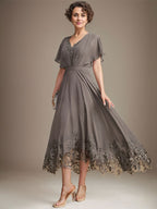 A-Linien-Kleid mit V-Ausschnitt, asymmetrischer Spitze, Chiffon, Mutter der Braut, mit Plisseefalten