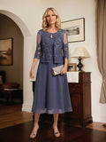 Vestido de mãe da noiva evasê, comprimento tea-length, em renda e chiffon com decote redondo e lantejoulas