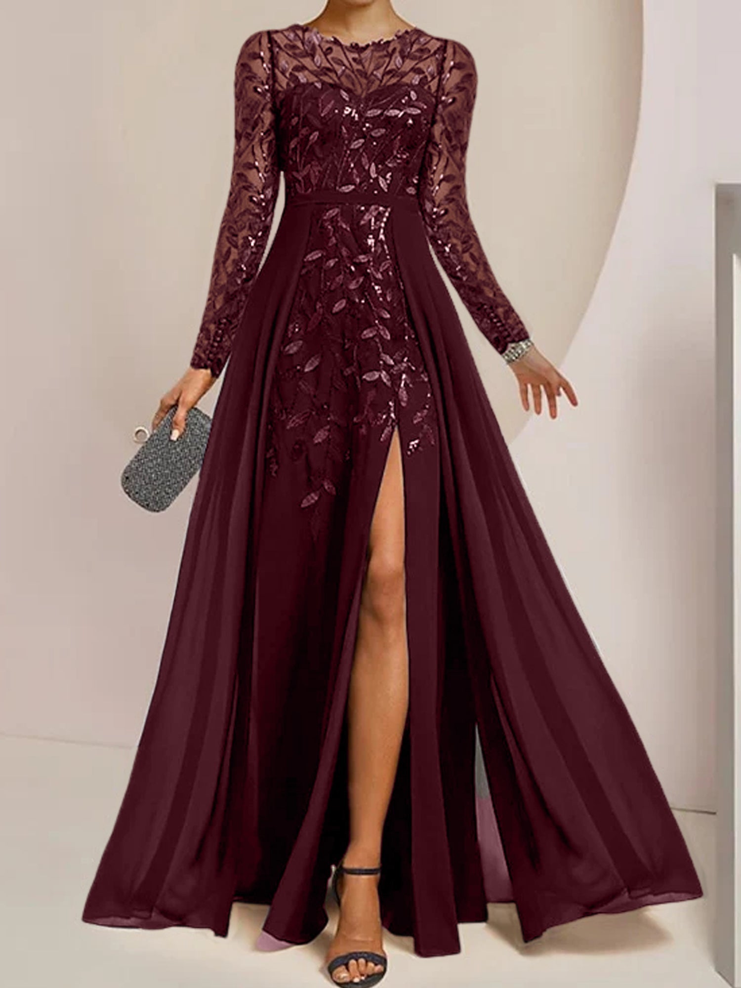 A-Linien/Prinzessinnen-Bodenlanges Kleid für die Mutter der Braut mit Ausschnitt, seitlichem Schlitz, Rüschen und Pailletten