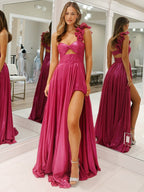 Fuchsiafarbenes A-Linien Ein-Schulter Metallic langes Ballkleid mit Schlitz