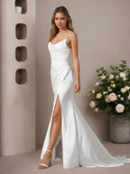 Vestido de novia sirena blanco con escote en V y satén elástico