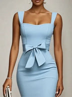 Vestido maxi sirena azul claro con lazo, encaje y escote corazón