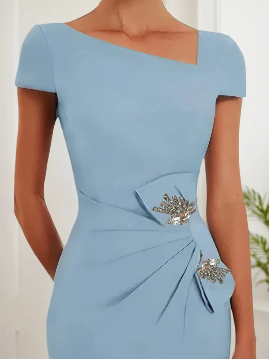 Hellblaues Etuikleid mit Strass Schleife Kurzarm Midi