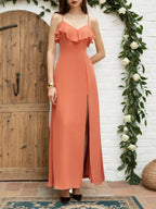 Orangerot gerafftes Chiffon Spaghettiträger ärmelloses A-Linien Maxikleid Brautjungfernkleid