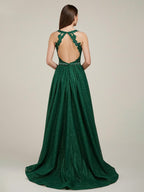Vestido largo de fiesta verde línea A con escote corazón y apliques de encaje