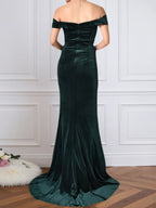 Trumpet/Mermaid schulterfreies bodenlanges Samt Abendkleid