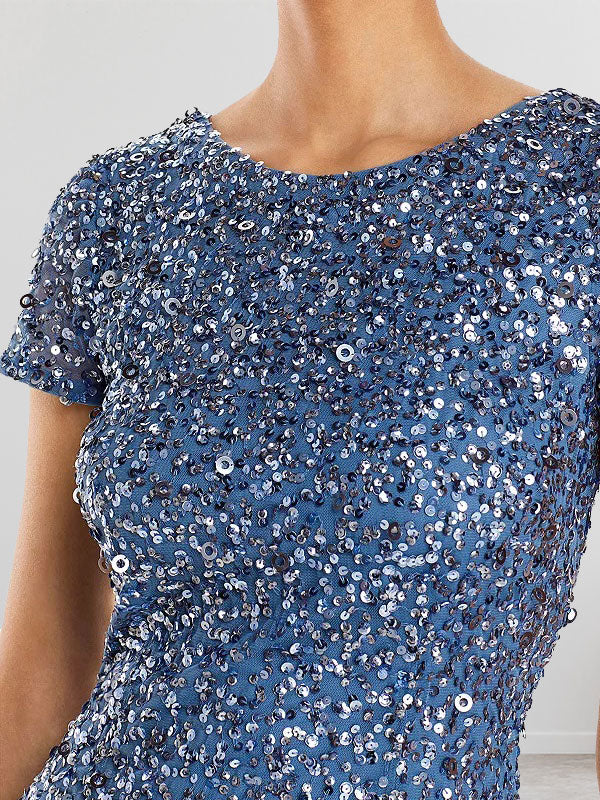 Vestido largo para madre de la novia azul polvo con lentejuelas y escote redondo ajustado