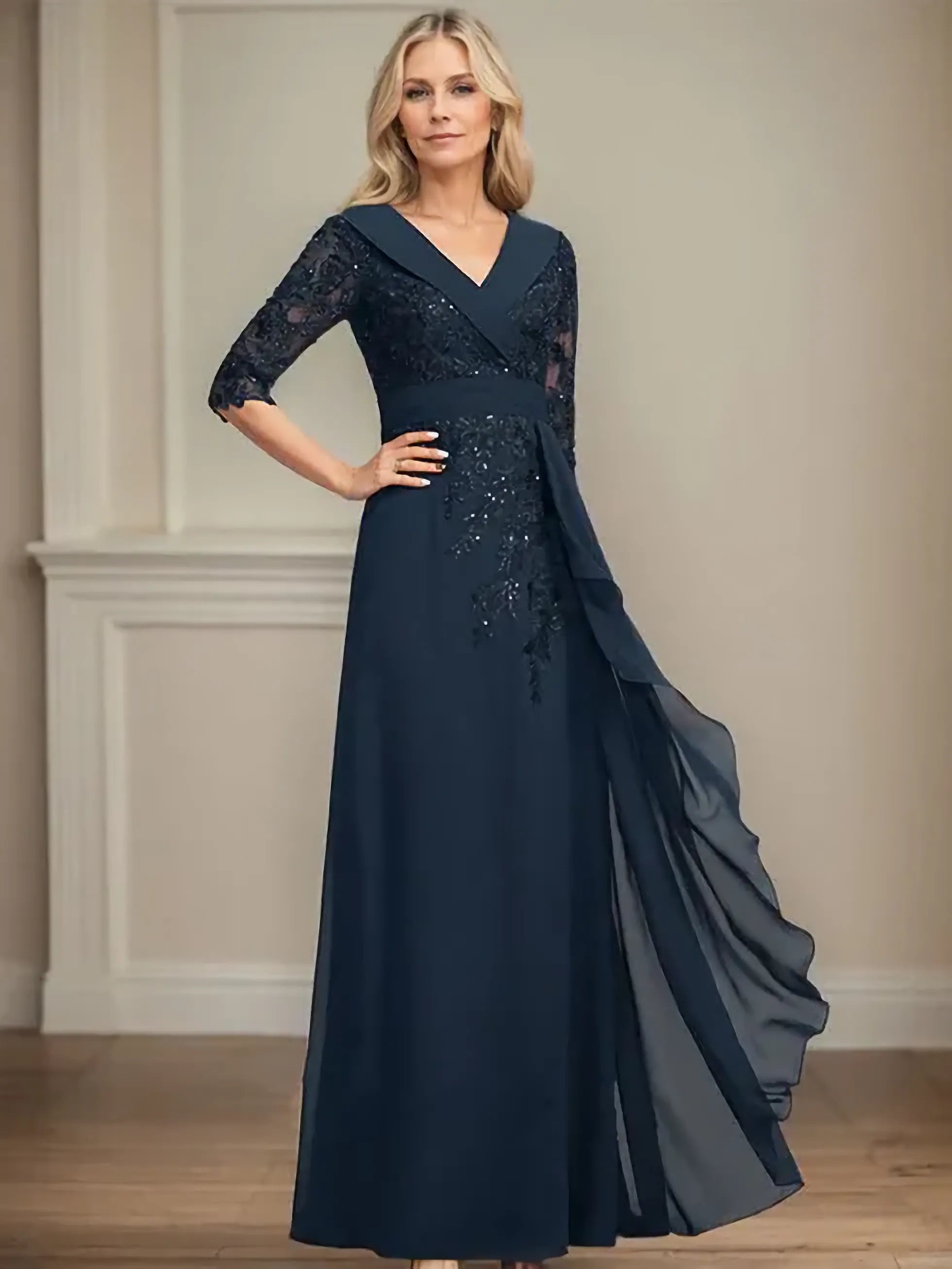 A-Linien Kleid mit Kragen, V-Ausschnitt, bodenlang, aus Spitze und Chiffon, Mutter der Braut Kleid mit Pailletten und fallenden Rüschen