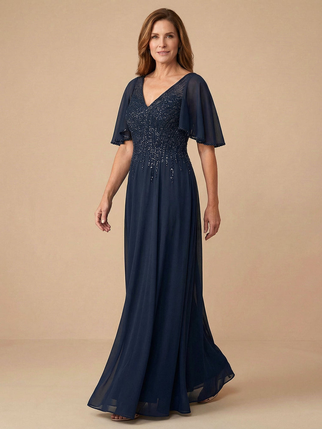 Robe mère de la mariée en mousseline coupe trapèze avec manches évasées et sequins scintillants