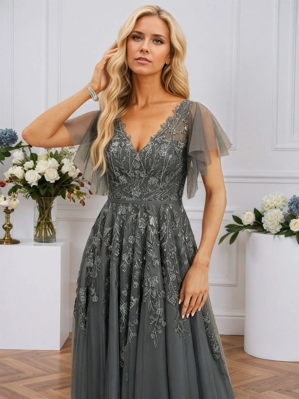 A-line V-Neck Floor-Length Tulle Lace Evening Dress With Sequins