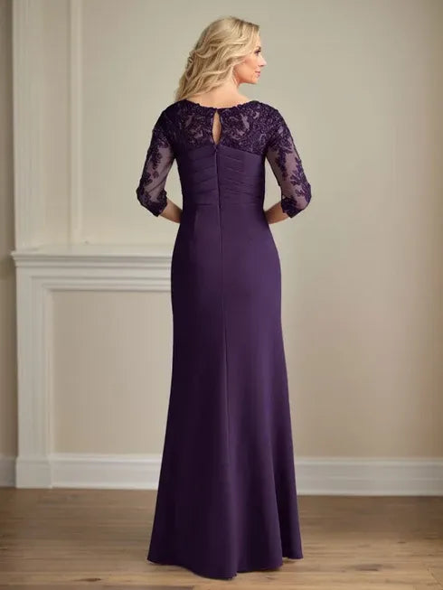 Pflaumenfarbenes eng anliegendes Spitzen Stretch Krepp Kleid für die Brautmutter