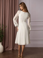 Vestido de novia blanco en línea A con escote en V, encaje, gasa y pliegues