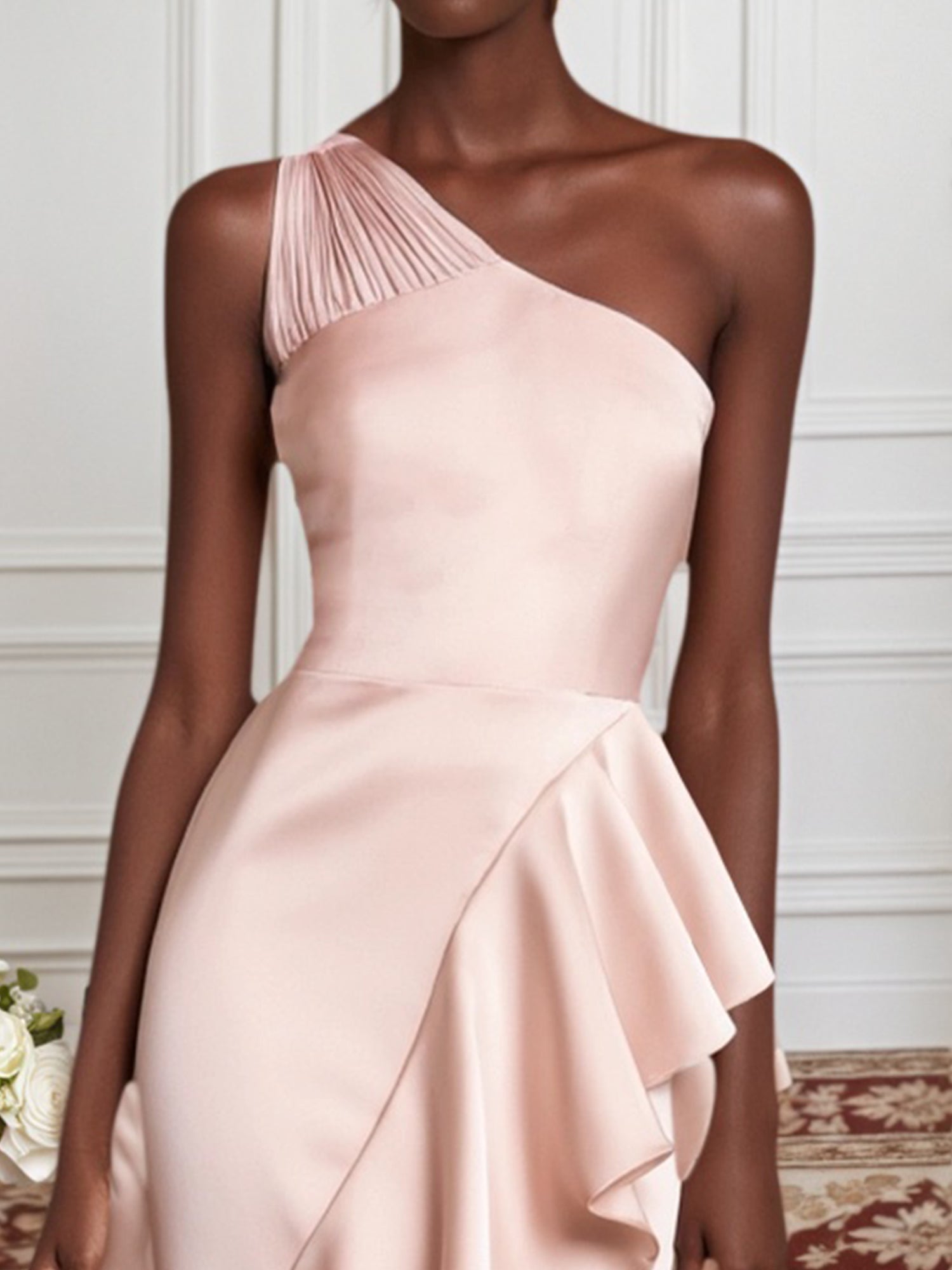 Partykleid hellrosa Satin, einseitig mit Rüschen, Midikleid