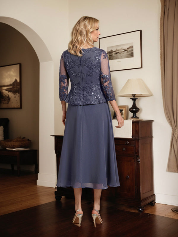 Vestido de mãe da noiva evasê, comprimento tea-length, em renda e chiffon com decote redondo e lantejoulas