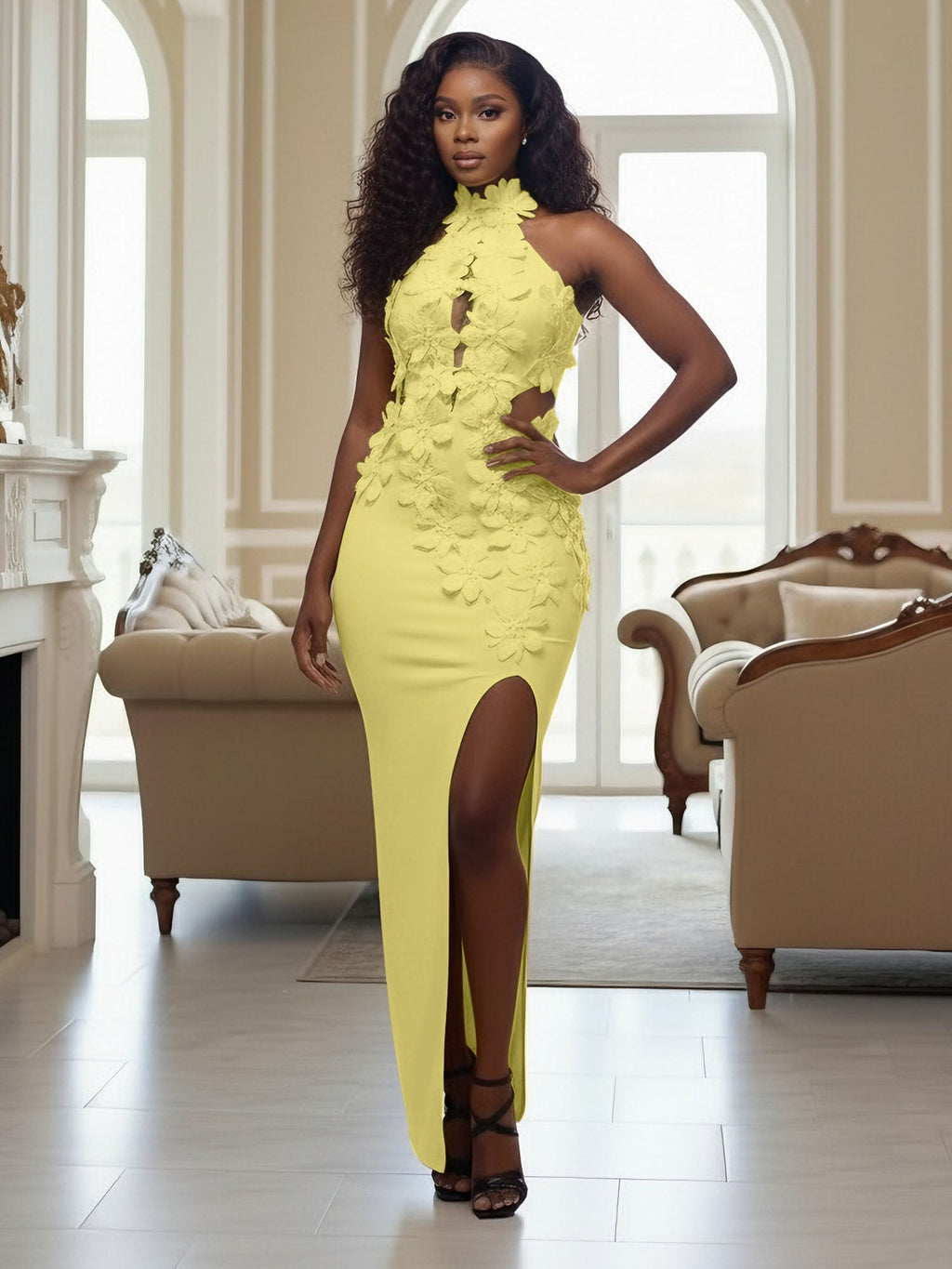 Vestido largo de fiesta sirena amarillo con cuello halter, flores 3D y abertura