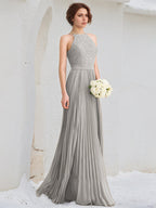 Silbernes A-Linien U-Ausschnitt bodenlanges Spitzen Chiffon Kleid mit Falten