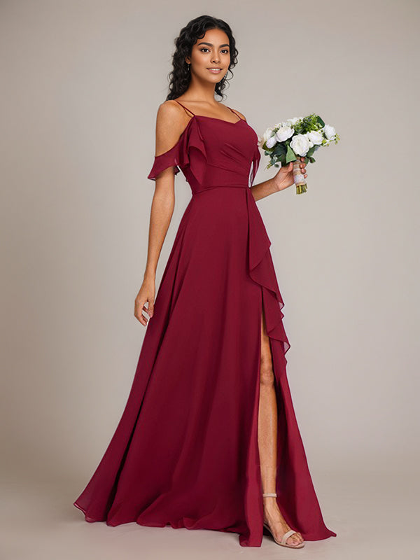 Bordeaux A-Linien Spaghettiträger Bodenlanges Chiffon Brautjungfernkleid mit Rüschen