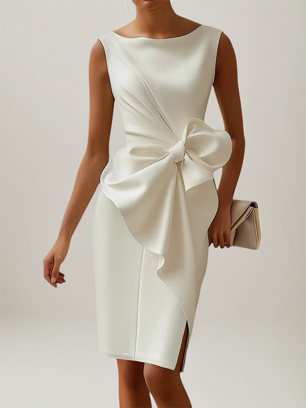 Robe blanche en crêpe stretch, col rond, sans manches, longueur genou avec nœud