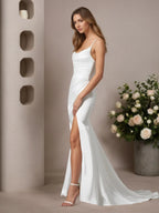 Vestido de novia sirena blanco con escote en V y satén elástico