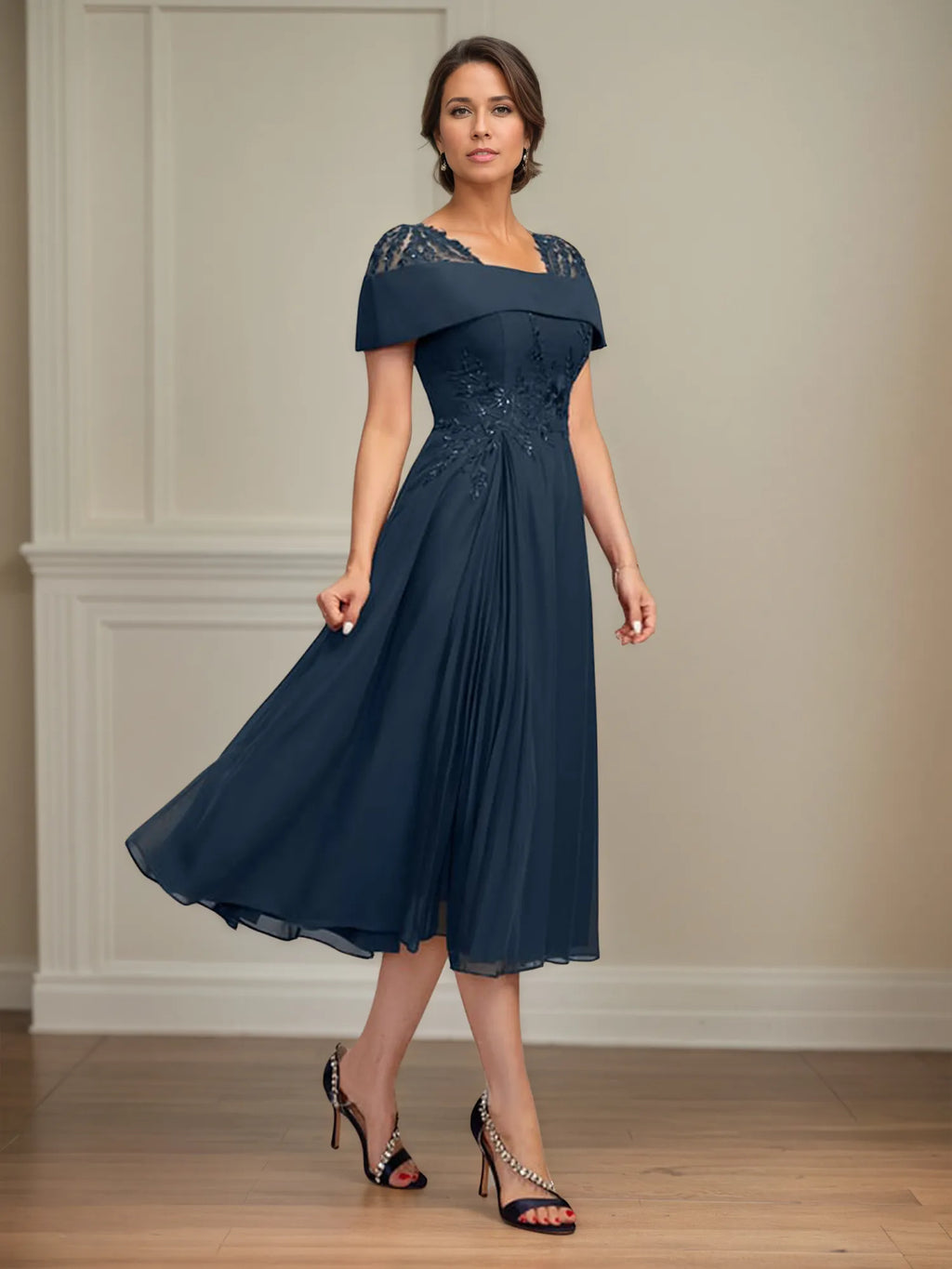 A-Linie Quadratischer Ausschnitt Tee-Länge Chiffon Brautmutterkleid mit Plissierten Pailletten