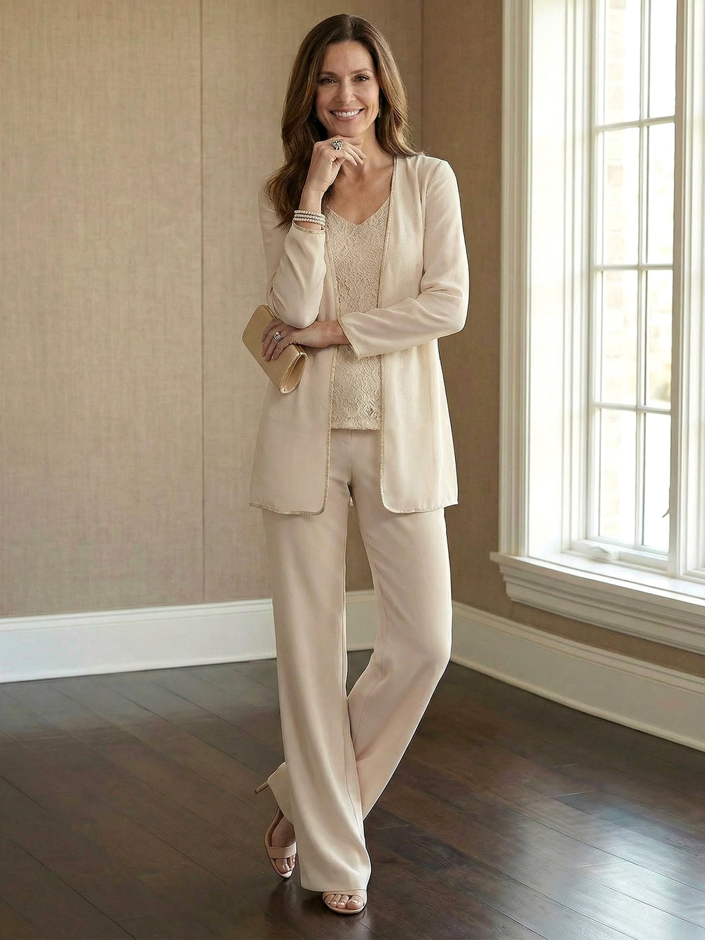 Tailleur pantalone in chiffon per madre della sposa con giacca